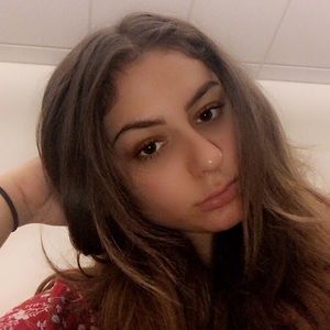 Meet your Posher, Gabriella